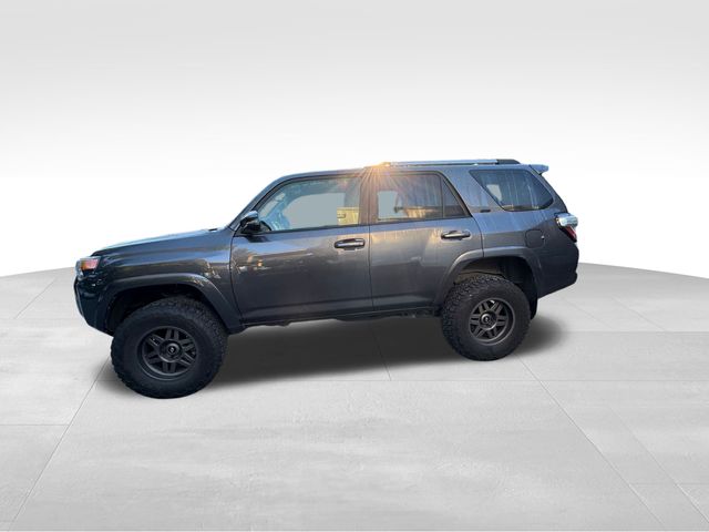 2022 Toyota 4Runner SR5 Premium 6