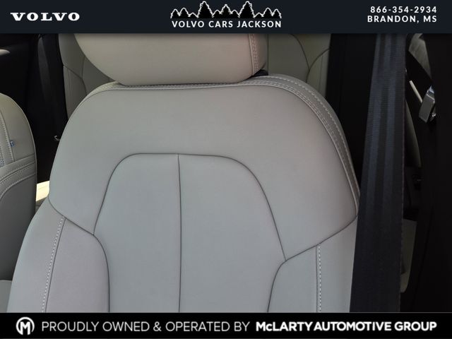 Used 2026 Volvo XC40 SUV