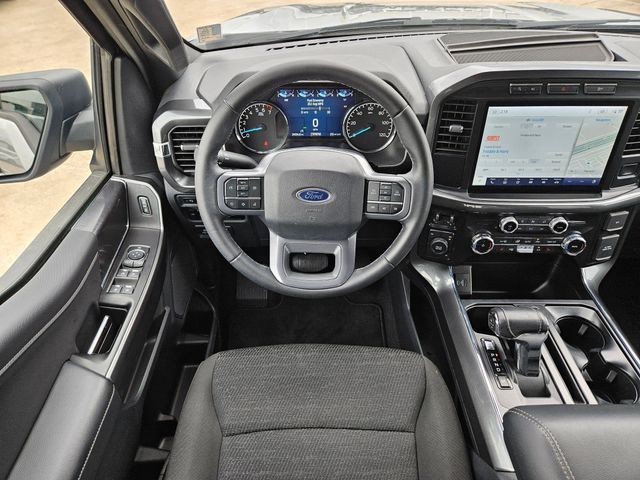 Used 2023 Silver Ford XLT image 27