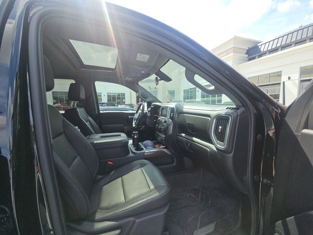Used 2019 Black Chevrolet LT Trail Boss image 6