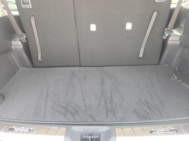 2026 Toyota Grand Highlander Hybrid Limited  at Classic Toyota Galveston