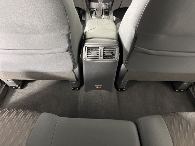 2019 Magnetic Black Pearl Nissan Rogue S FWD SUV