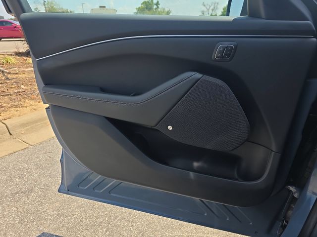 Used 2024 Vapor Blue Ford Premium image 28