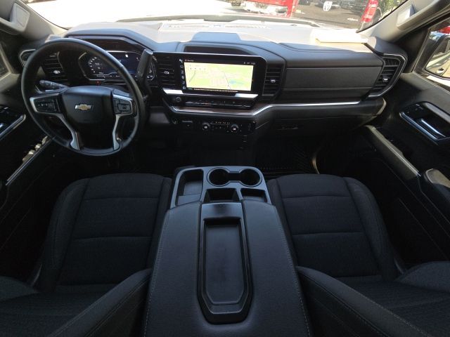 2023 Chevrolet Silverado 1500 LT:C02650