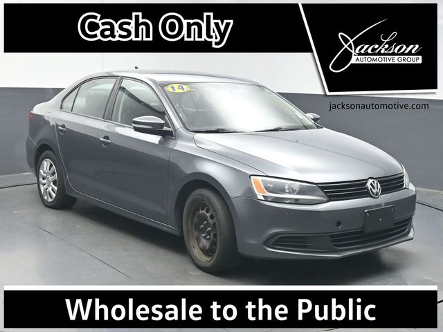 Platinum Gray Metallic 2014 Volkswagen Jetta SE Sedan Front-Wheel Drive 6-Speed Automatic