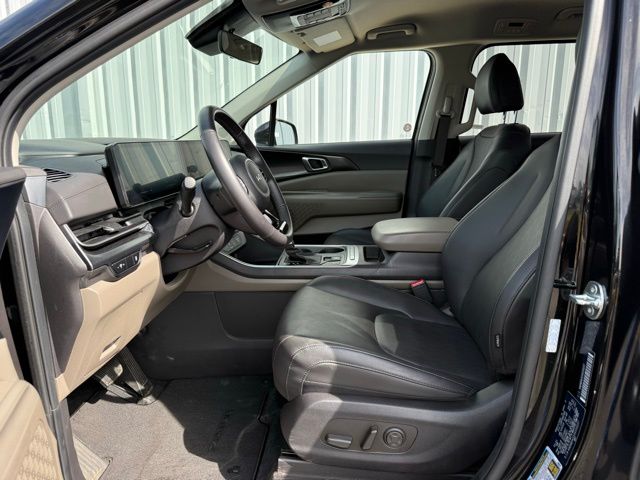 used 2025 Kia Carnival car, priced at $34,838