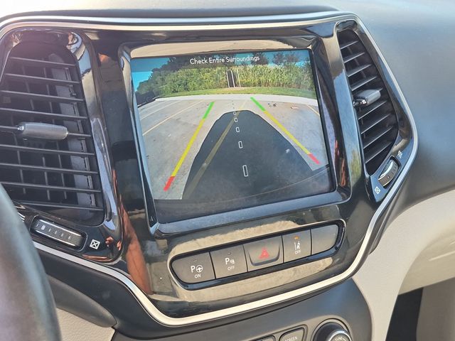 2019 Jeep Cherokee - Image 26