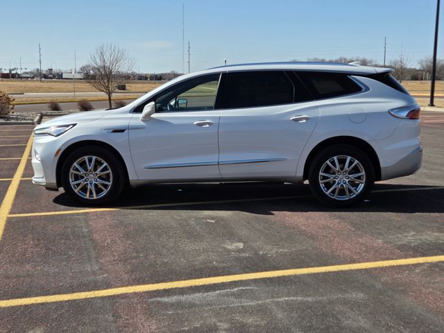 2023 Buick Enclave Premium