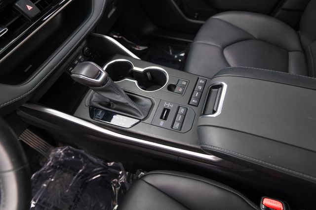Used 2022 Toyota Highlander SUV