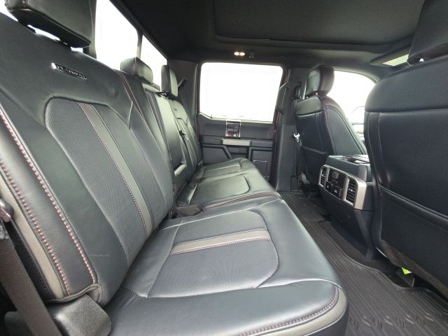 2022 Ford F-250SD Platinum:B01968