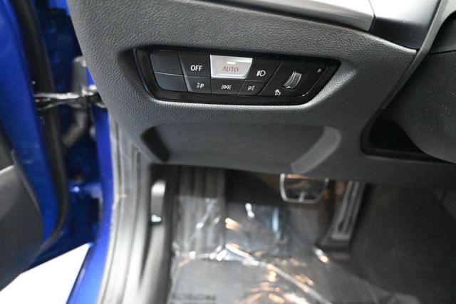 New 2026 Blue BMW 330i xDrive image 14