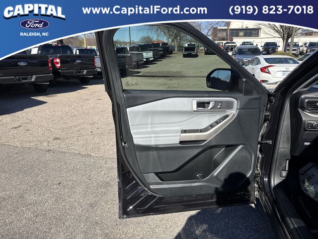 New 2024 Black Ford XLT image 20