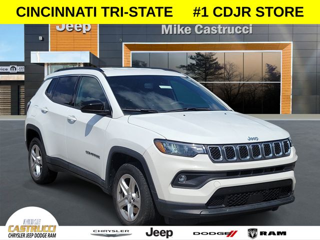 Bright White Clearcoat 2023 Jeep Compass SUV / Crossover Four-Wheel Drive 8-Speed Automatic