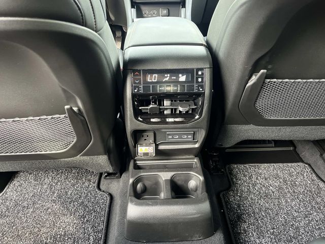 New 2026 Silver Jeep Limited image 15