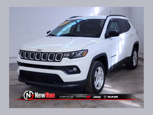 2022 Jeep Compass Latitude 4WD