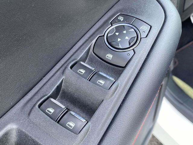 2022 Star White Metallic Tri-Coat Ford Edge ST Line AWD SUV