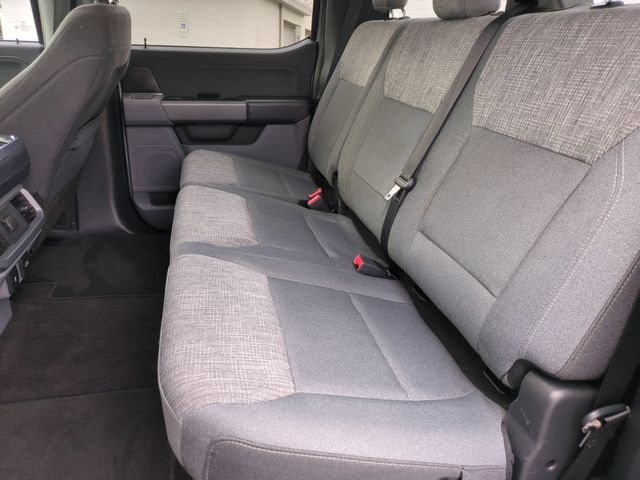 Used 2022 Silver Ford XLT image 28