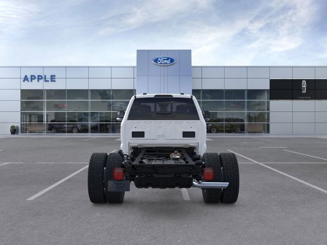 2025 Ford F-550 Super Duty 