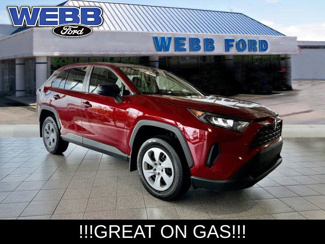  2022 Toyota RAV4 LE AWD   