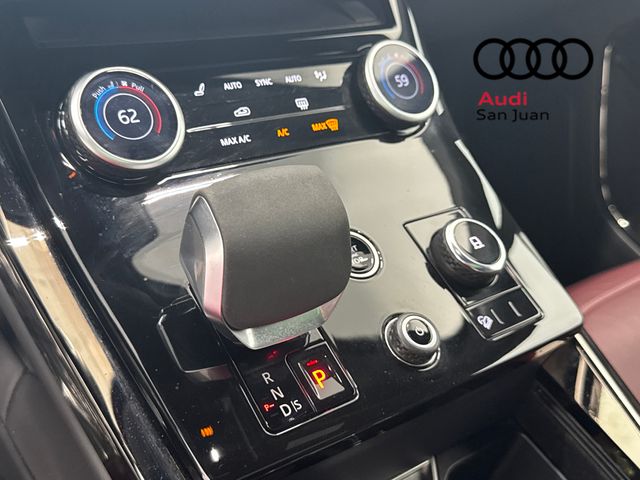 Used 2023 Black Land Rover SE Dynamic image 31