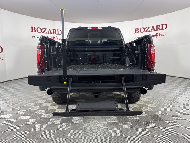 2025 Agate Black Metallic Ford F-150 XLT 4X4 Truck