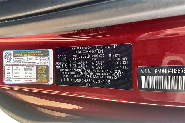 Used 2024 Kia Carnival Van