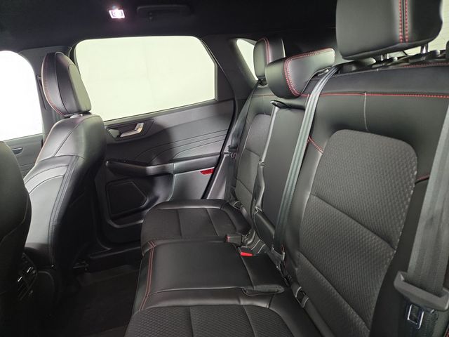 2023 Ford Escape ST-Line photo