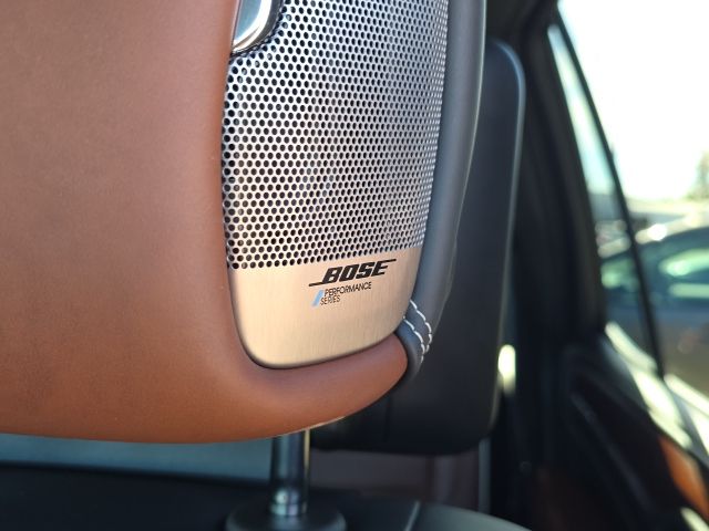 2024 GMC Yukon Denali Ultimate:C02471