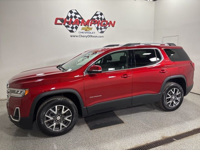 Volcanic Red Tintcoat 2023 GMC Acadia SLE FWD SUV / Crossover Front-Wheel Drive 9-Speed Automatic
