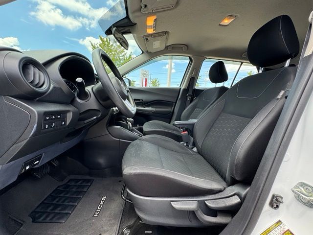 Used 2022 Nissan Kicks SUV