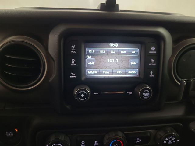 2018 – Jeep – Wrangler