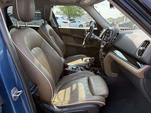 Used 2017 Blue MINI Base image 16