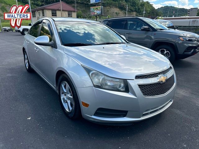 2012 Chevrolet Cruze 1LT Sedan FWD