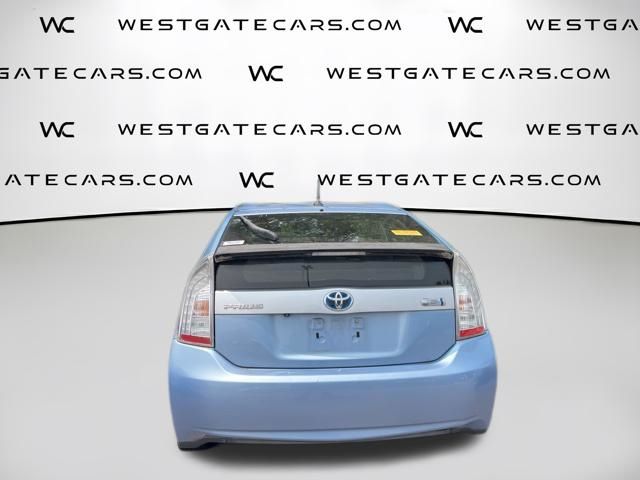 ToyotaPrius Plug-in27