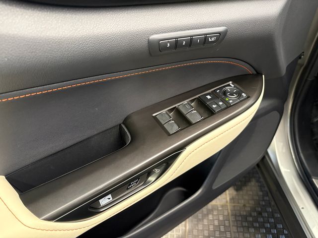 Used 2022  Lexus 350 Premium image 12