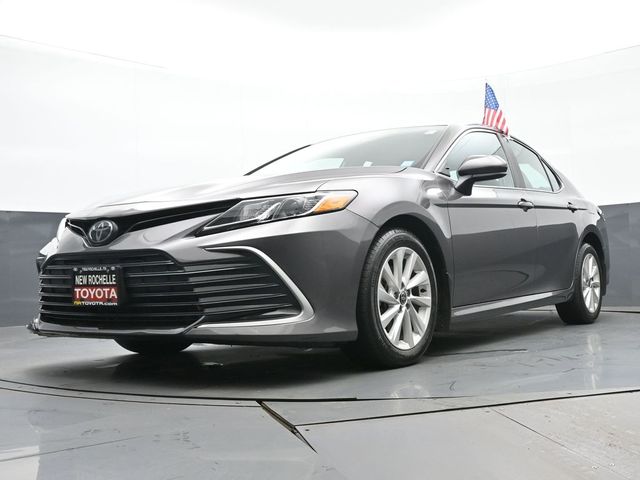 2021 Toyota Camry LE 31