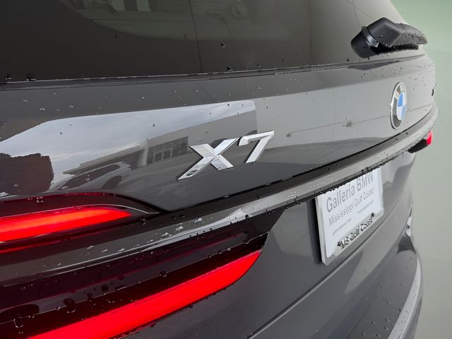 2026 BMW X7 40i - Photo 13