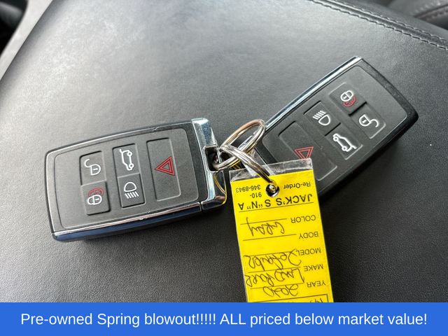 Used 2020 Eiger Grey Land Rover HSE image 30