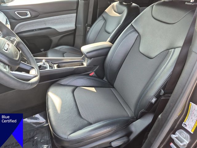 Used 2023 Gray Jeep Latitude image 15