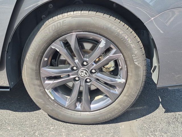 Used 2025 Toyota Sienna Van