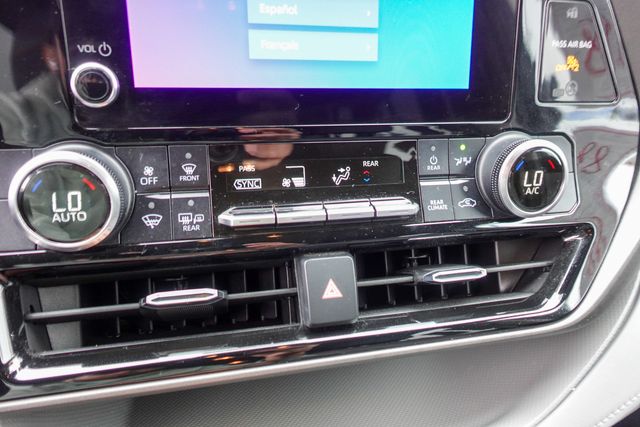 used 2023 Toyota Highlander car, priced at $32,900