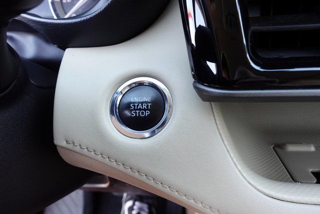 used 2022 Toyota Highlander car, priced at $32,499