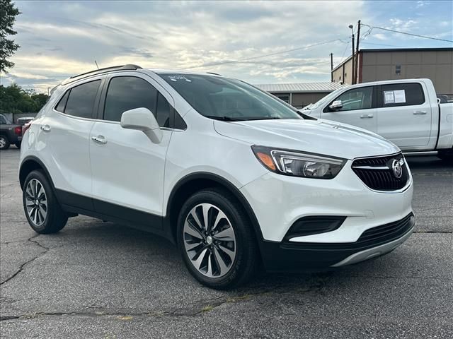 Summit White 2021 Buick Encore SUV / Crossover Front-Wheel Drive 6-Speed Automatic Overdrive
