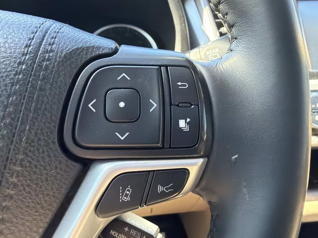 2019 Toyota Highlander - Image 15