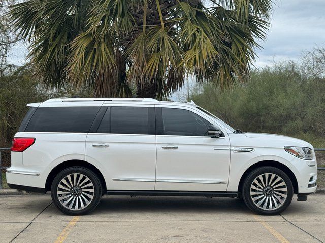 2019 Lincoln Navigator