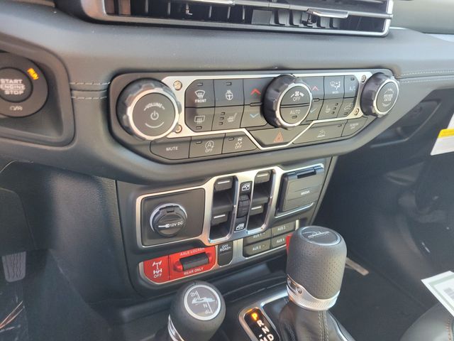 New 2026 Black Jeep Mojave image 26