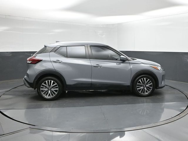 Used 2021 Nissan Kicks SUV