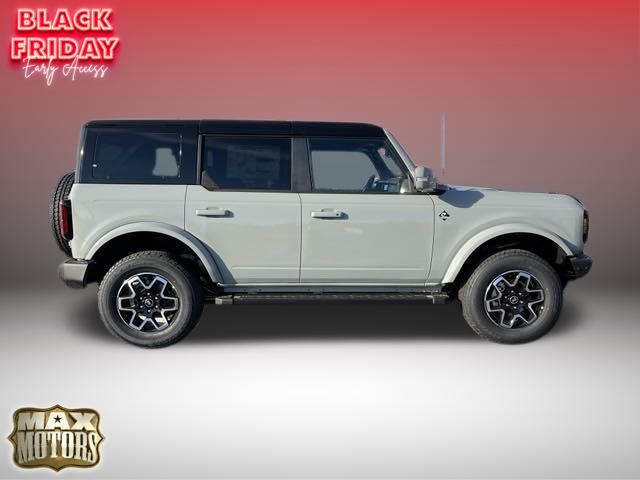 2024 Ford Bronco Outer Banks 14