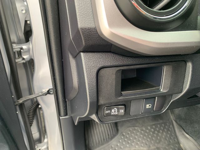 Used 2018 Toyota Tacoma Truck