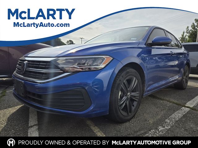 Rising Blue Metallic 2024 Volkswagen Jetta SE FWD Sedan Front-Wheel Drive 8-Speed Automatic